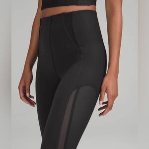 Lululemon Everlux and mesh super high-rise